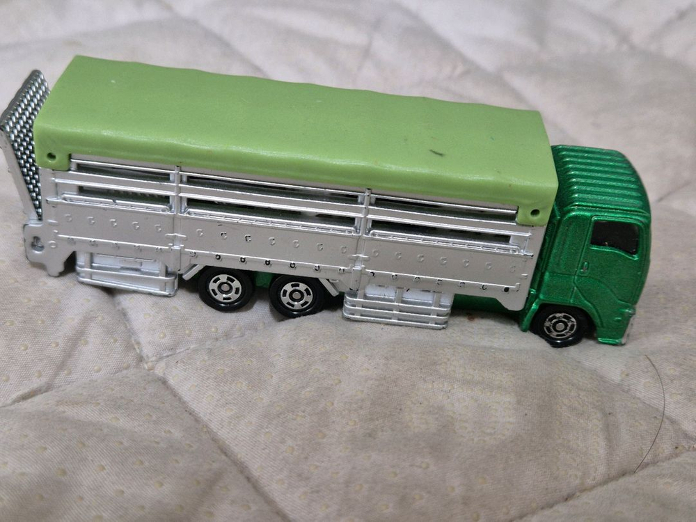 롱 타입 토미카 No.139 가축운반차(가축 5마리포함) 이미지