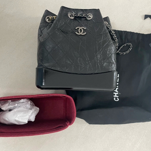 샤넬 가브리엘 스몰 백팩입니다 이미지