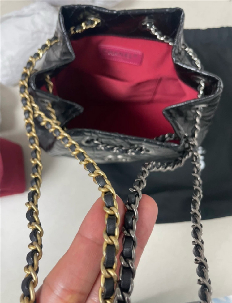 샤넬 가브리엘 스몰 백팩입니다 이미지