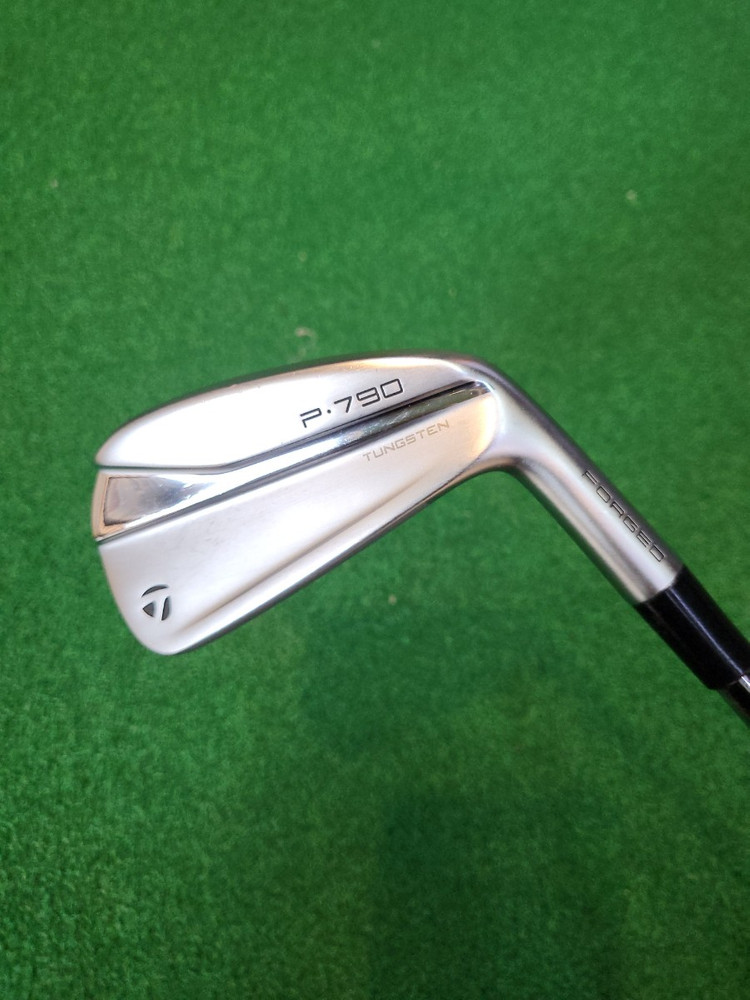 테일러메이드 P790 4번아이언 21도 모듀스 105S 이미지