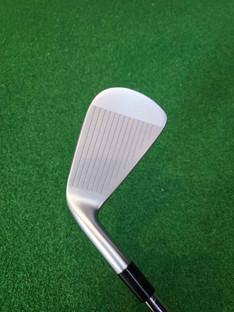 테일러메이드 P790 4번아이언 21도 모듀스 105S 이미지