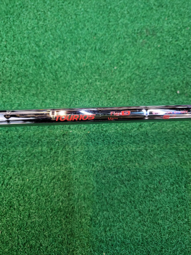 테일러메이드 P790 4번아이언 21도 모듀스 105S 이미지