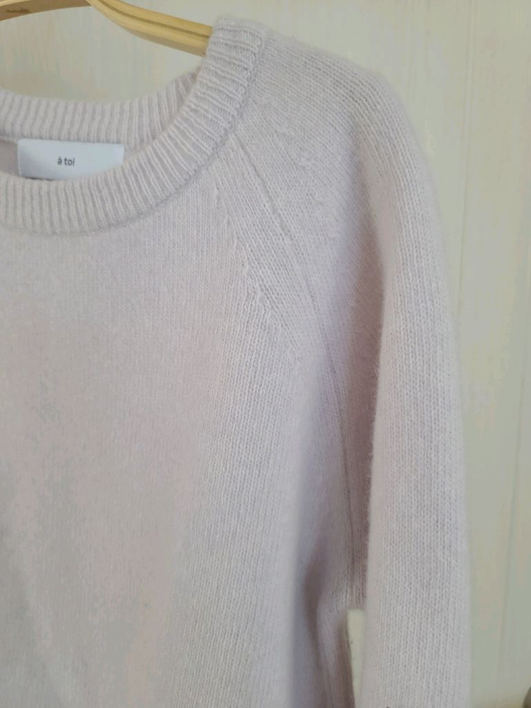 아뜨와 atoi 여성 연보라 라벤더 세미크롭 긴팔 니트 울 캐시미어 혼방 파스텔톤 / 자라 망고 한섬 타임 이미지