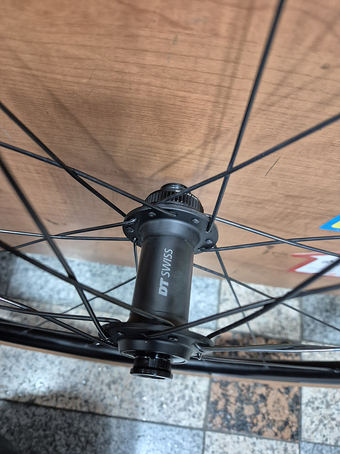 ENDURANCE LN DT SWISS 디스크 휠셋 (로드 휠셋) 이미지
