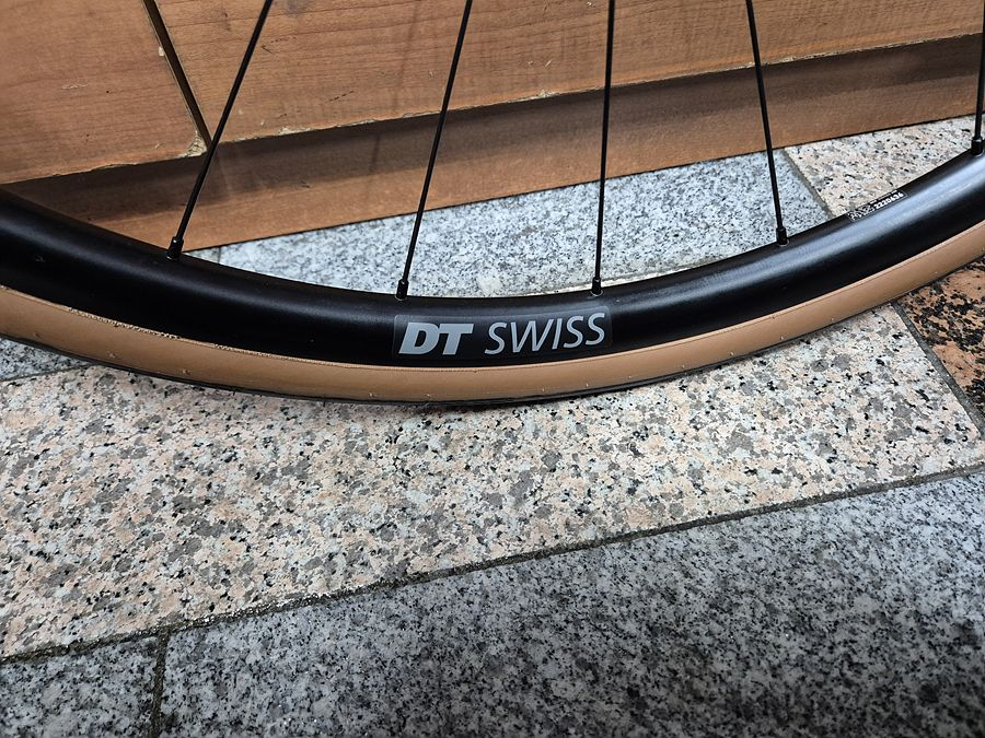 ENDURANCE LN DT SWISS 디스크 휠셋 (로드 휠셋) 이미지