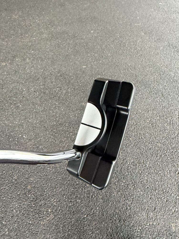 오딧세이 DW 1/2-BALL AI-DUAL 퍼터 이미지