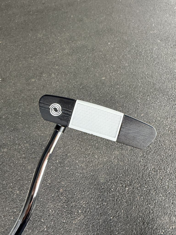 오딧세이 DW 1/2-BALL AI-DUAL 퍼터 이미지