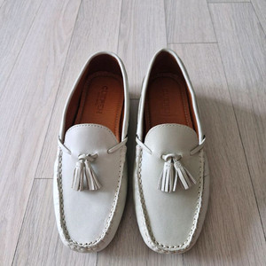 쿠에른 베른린 로퍼 새상품 240 이미지