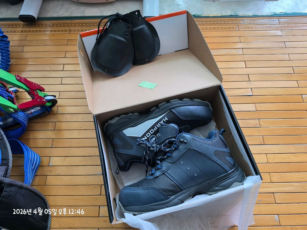 미사용 하푼 안전화(절연화) + 그네식 안전벨트+발등보호대 이미지