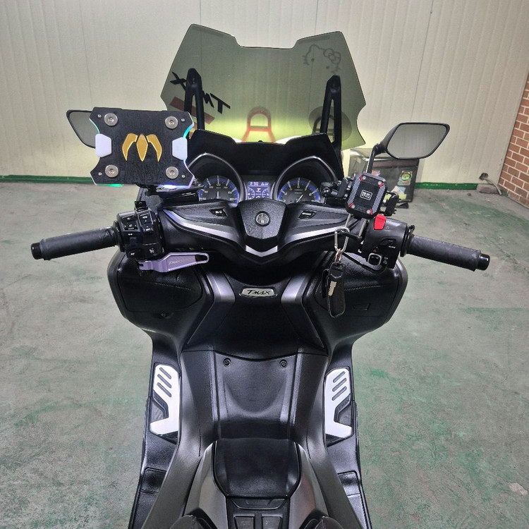 야마하 티맥스 560 21년식 5만KM 판매합니다 이미지