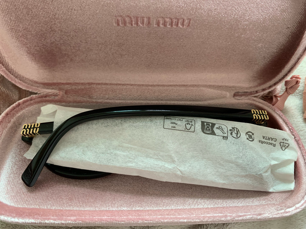 미우미우 리가드 선글라스 이미지