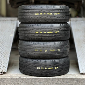 235 55 19 굿이어타이어 어슈런스 중고타이어 2355519 굿이어 ㅡ 쏘렌토 싼타페 카니발 이미지