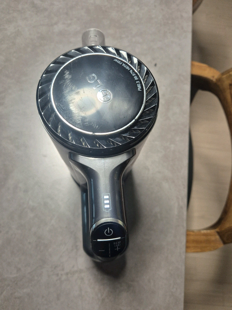 LG 코드제로 A9 청소 본체 단품 상태좋고 작동잘됩니다 이미지