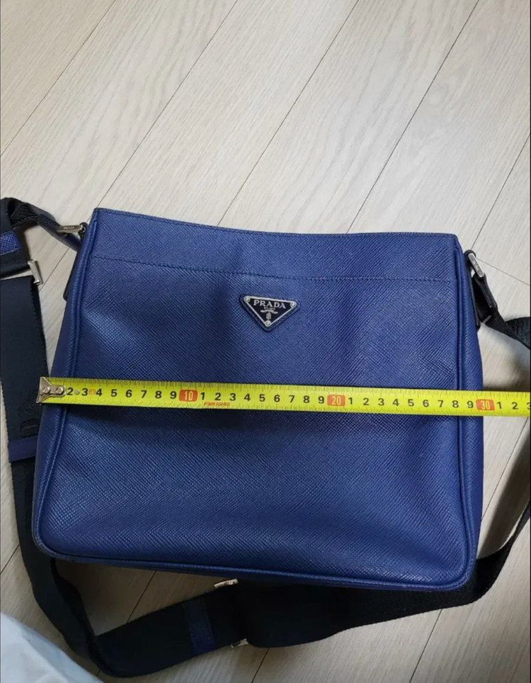 프라다 사피아노 크로스백 이미지