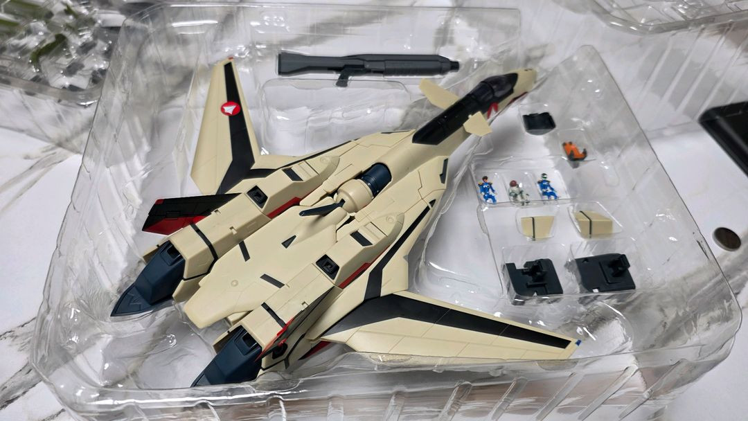 마크로스 아르카디아 YF-19 판매합니다. 이미지