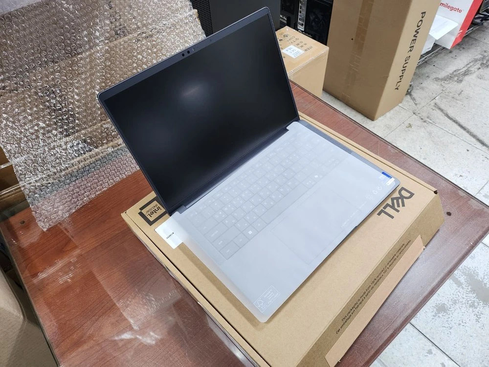 DELL Pro 14 Premium (PA14250) 노트북 Ultra7 268V Arc 그래픽 32GB 512GB 이미지