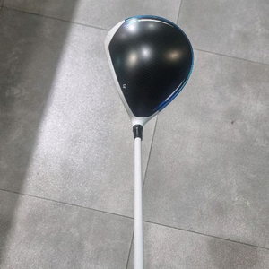 테일러메이드 sim2 max 여성용 드라이버 팝니다. 이미지