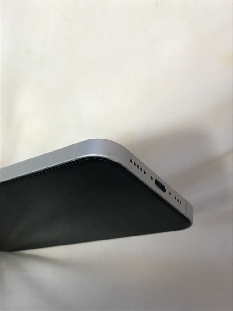 아이폰16e 이미지