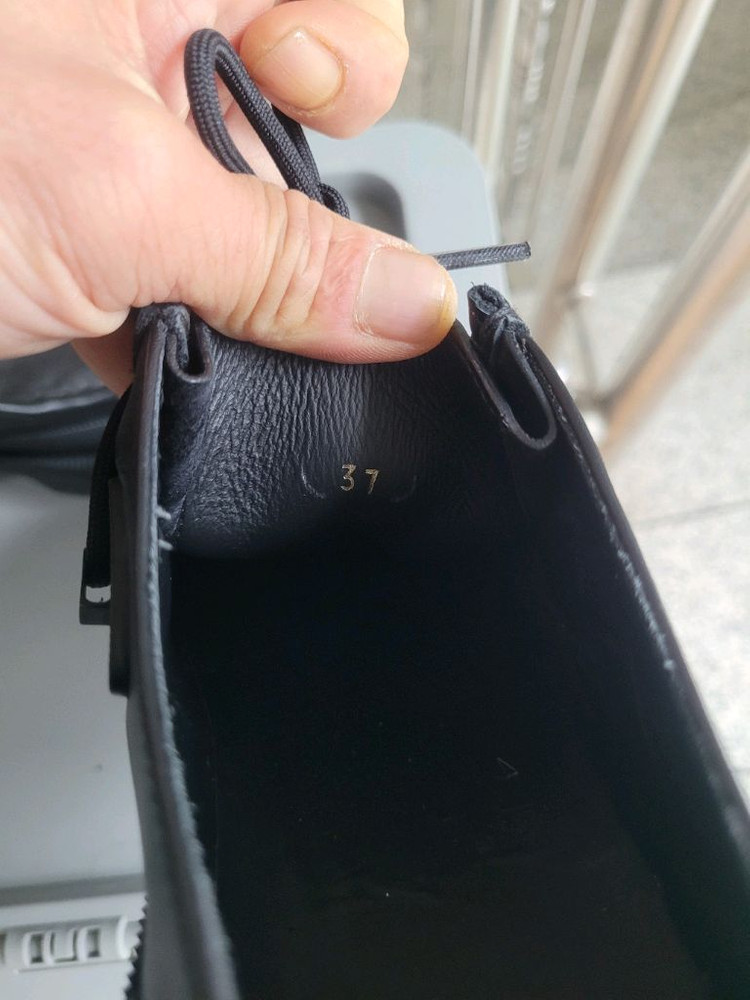 몽클레어 왈라비 스니커즈 이미지