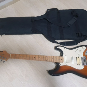 Mark 선버스트 색상의 일렉 기타 이미지