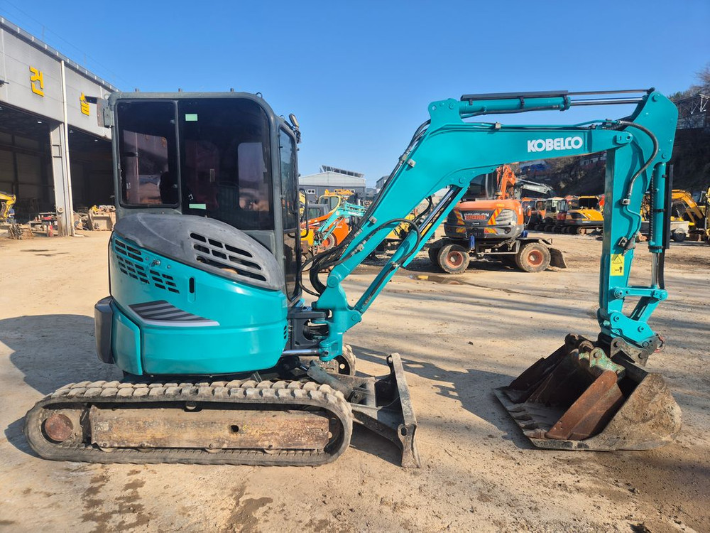 미니굴삭기 코벨코 SK30캐빈 2017년식 정비 완료~! 이미지