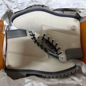 팀버랜드 6인치 워커_라이트브라운 누벅 이미지