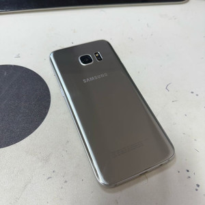 갤럭시s7엣지 깔끔 이미지