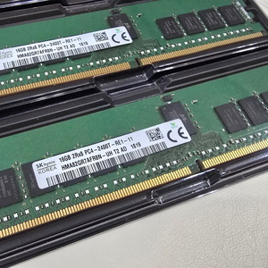 SK하이닉스 DDR4 2400 서버램 이미지