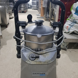 다믹서기..화진정공다믹서기...VCM41..VCM61.. 대형믹서기...대형분쇄기.. 이미지