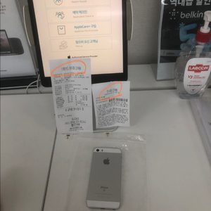 26.4.6순정정품SSSS급아이폰se1실버128기가배터리100퍼 이미지