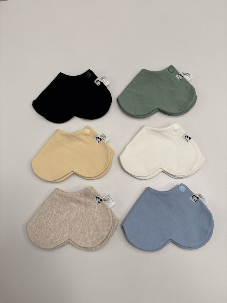 코니 턱받이 이미지