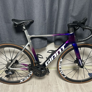 자이언트 프로펠 어드밴스 sl 팀카 이미지