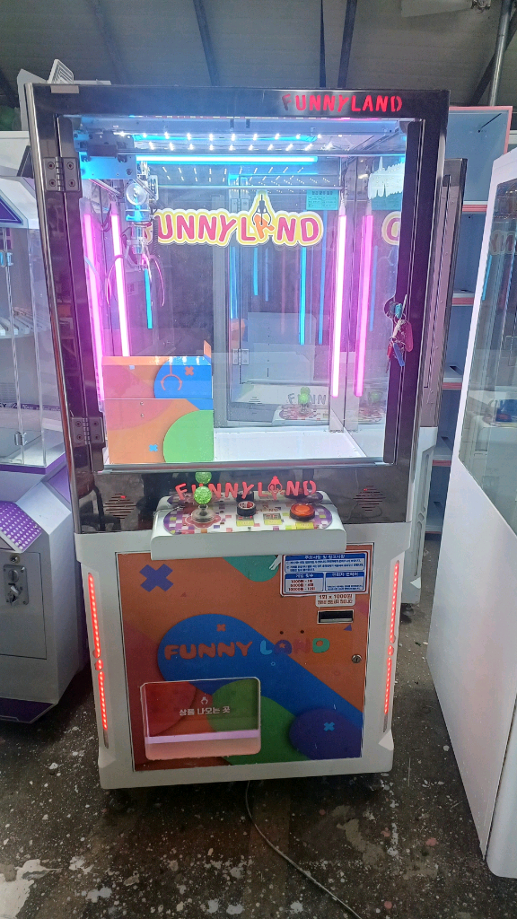 새거같은 인형뽑기기계팝니다 이미지