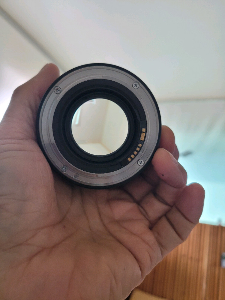 캐논 EF 50mm f/1.4 이미지