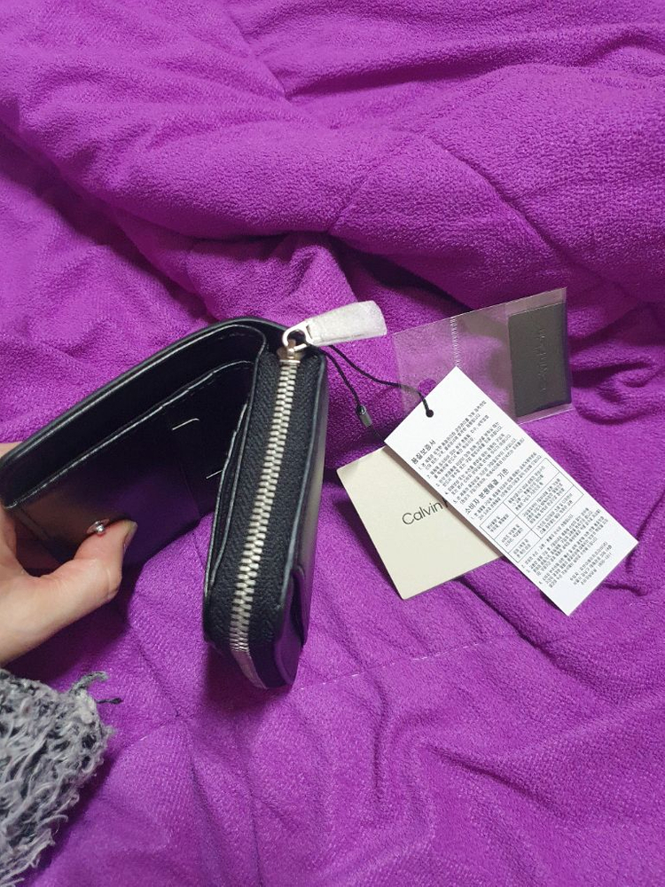 새상품 캘빈클라인 반지갑 무료배송 이미지