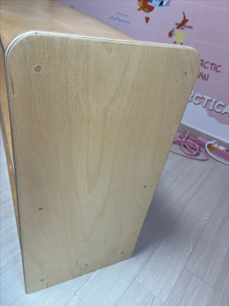 낮은 교구장 이미지