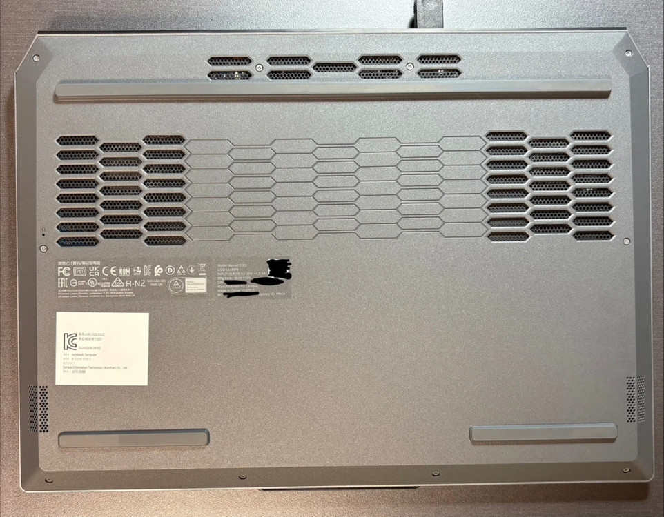 레노버 LOQ 15ARP9 RTX 4060 이미지