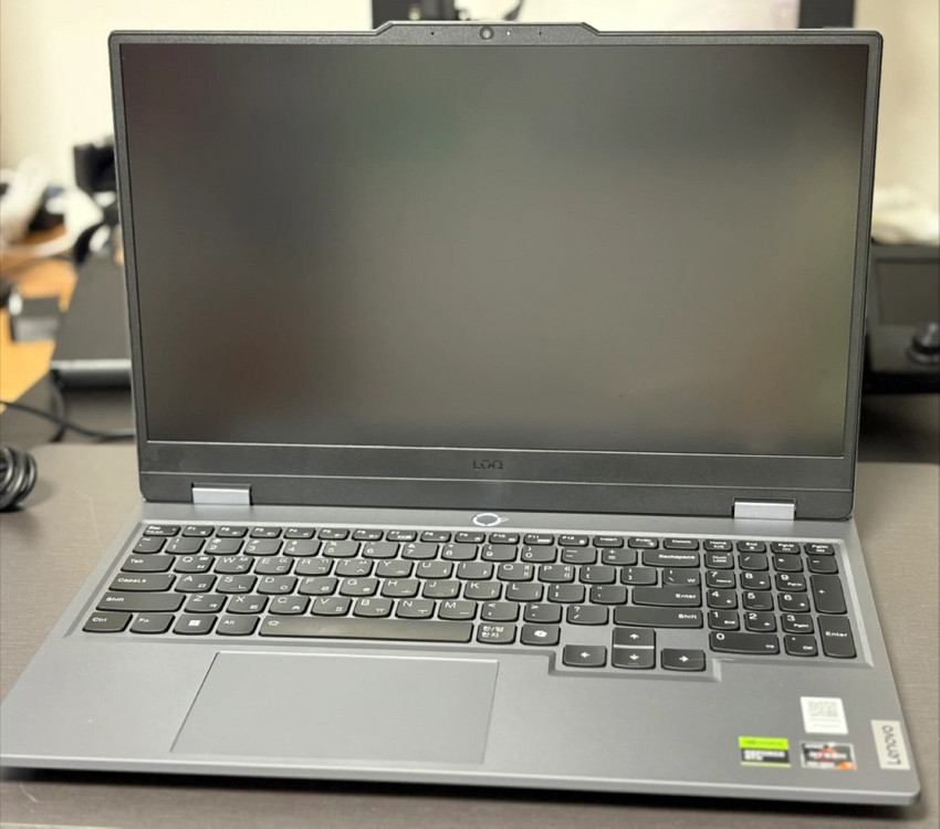 레노버 LOQ 15ARP9 RTX 4060 이미지