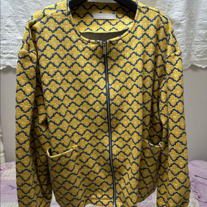 러브앤쇼 점퍼 옐로우 프리사이즈 팝니다 이미지