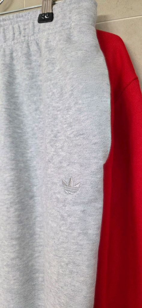 아디다스 여성 맨투맨, 스커트 M사이즈 이미지