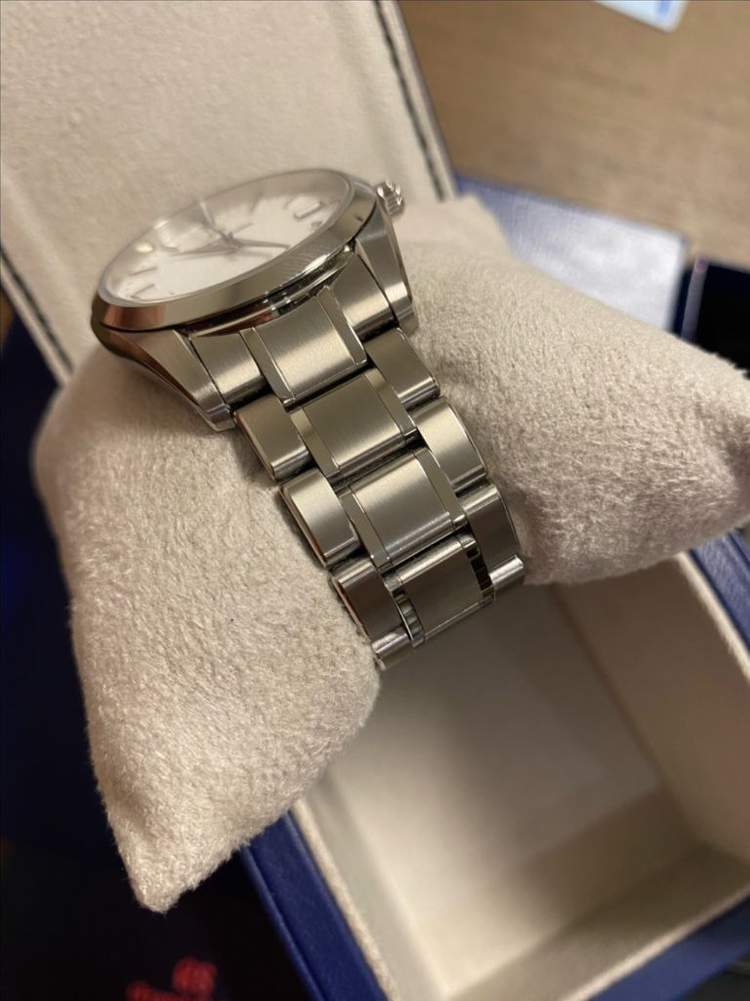 그랜드세이코 눈송이 이미지