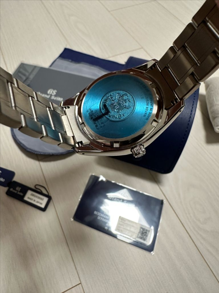 그랜드세이코 눈송이 이미지