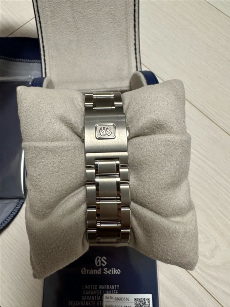 그랜드세이코 눈송이 이미지