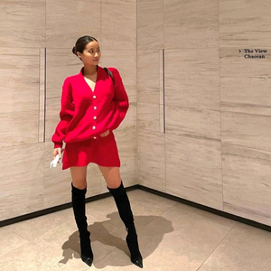 스틸위듀 부클 v넥 울 니트 가디건 스커트 세트(블랙) 이미지