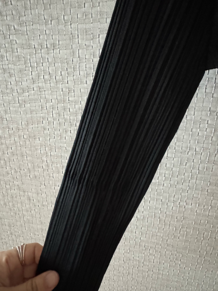 플리츠플리즈 4월 먼슬리 후드 크롭탑 이미지