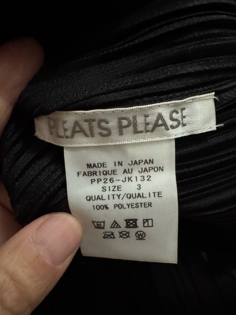 플리츠플리즈 4월 먼슬리 후드 크롭탑 이미지