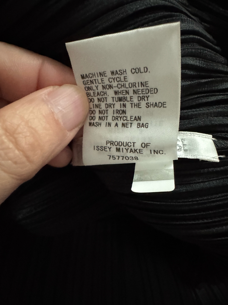 플리츠플리즈 4월 먼슬리 후드 크롭탑 이미지