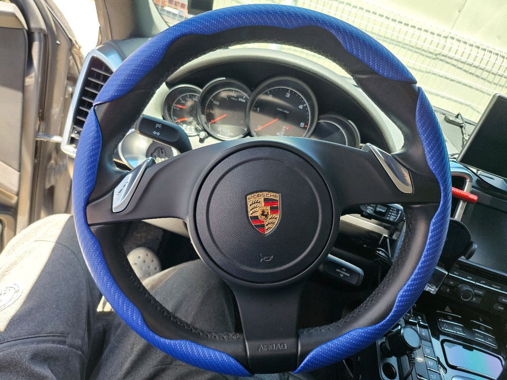 자동차 스티어링휠 카본커버 이미지