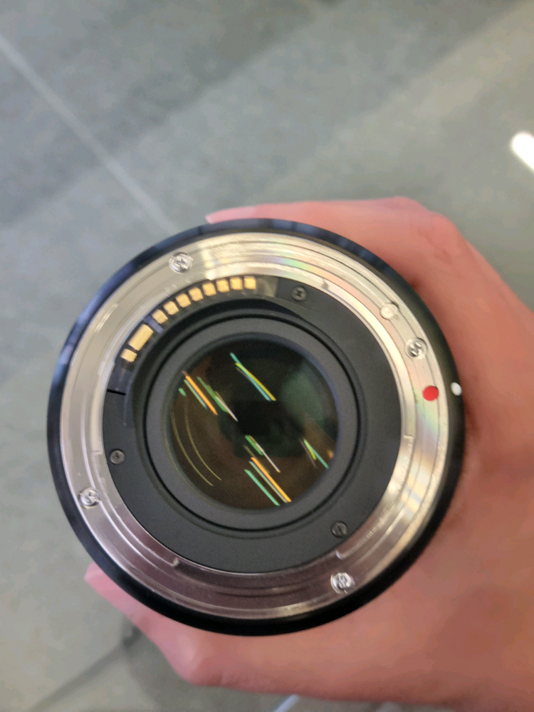 시그마 18-35mm F1.8 EF마운트 + RF어댑터 이미지