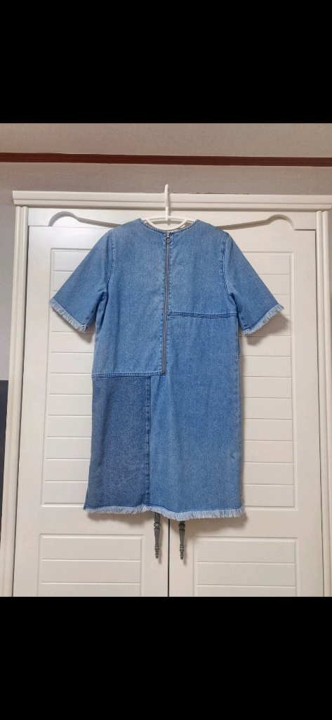 상태좋음)탱커스 데님 원피스 오즈세컨지컷에고이스트럭키슈에뜨온앤온시스템듀엘미샤sjsj시슬리레니본쥬크샤틴베네통씨씨콜렉트 이미지